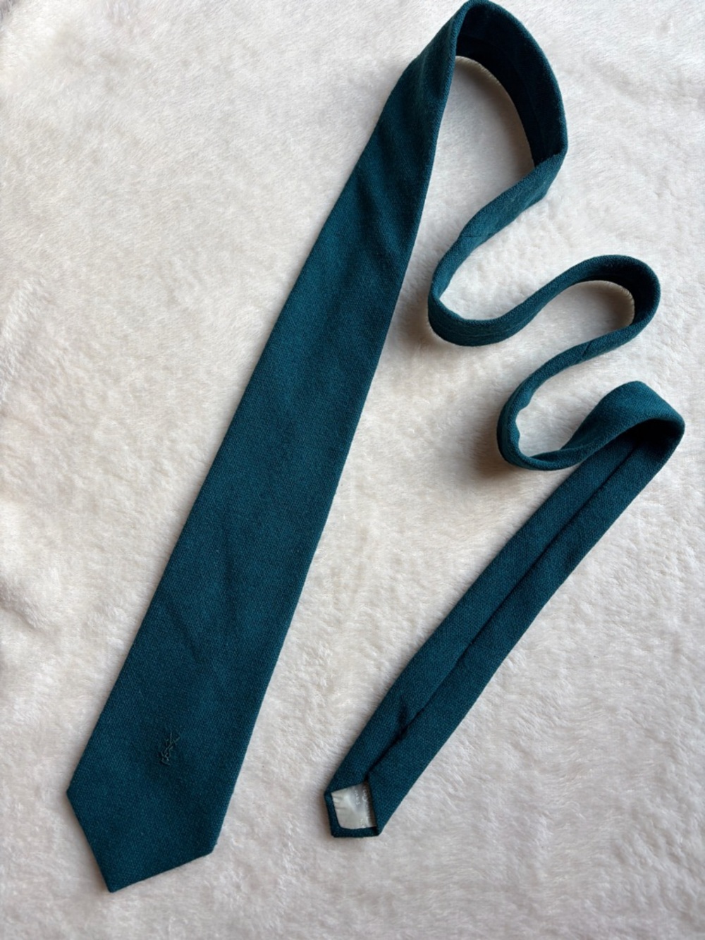 Vintage Yves Saint Laurent Teal Solid Silk Tie
